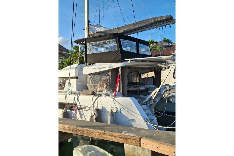 2017-lagoon-52-f-sail-9959566-20250929081329624-1.jpg