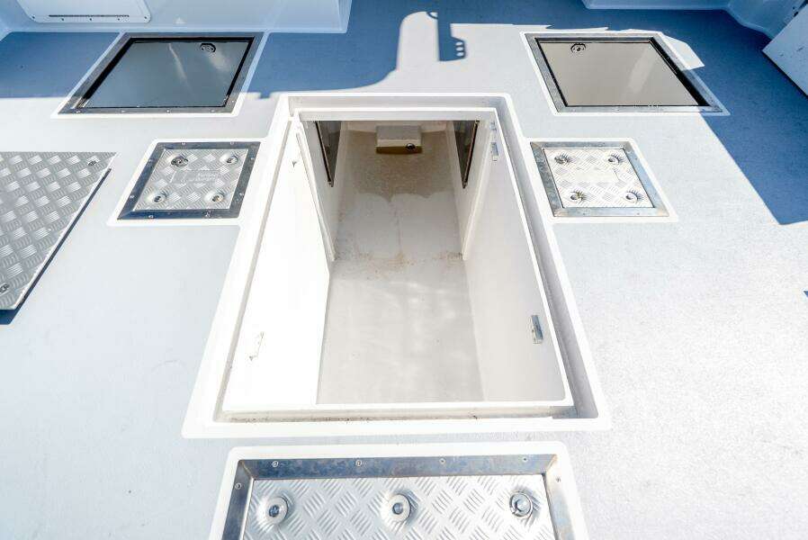 Pretty Work 42ft Mussel Ridge Yacht For Sale