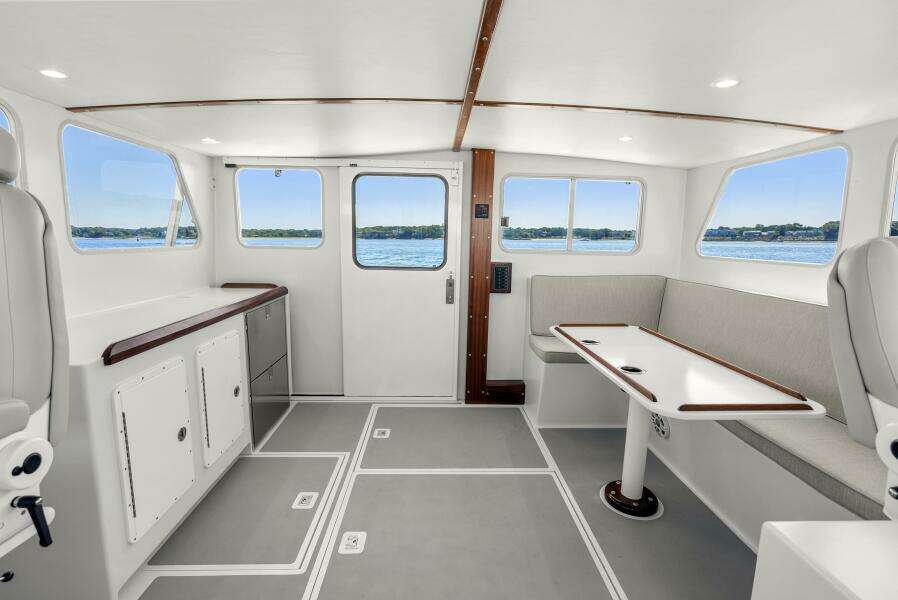 Pretty Work 42ft Mussel Ridge Yacht For Sale