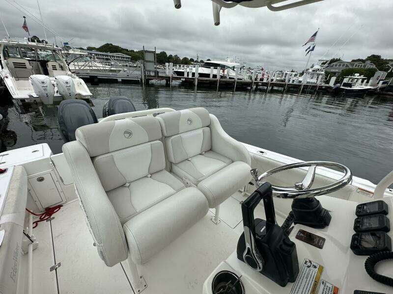 All Smyles 24ft Edgewater Yacht For Sale