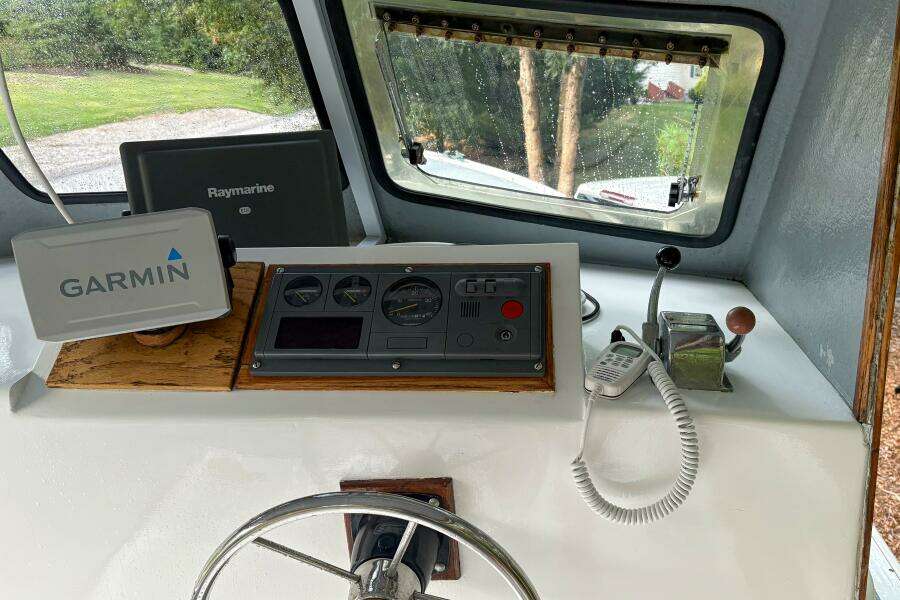 Bluefish 26ft SISU Yacht For Sale