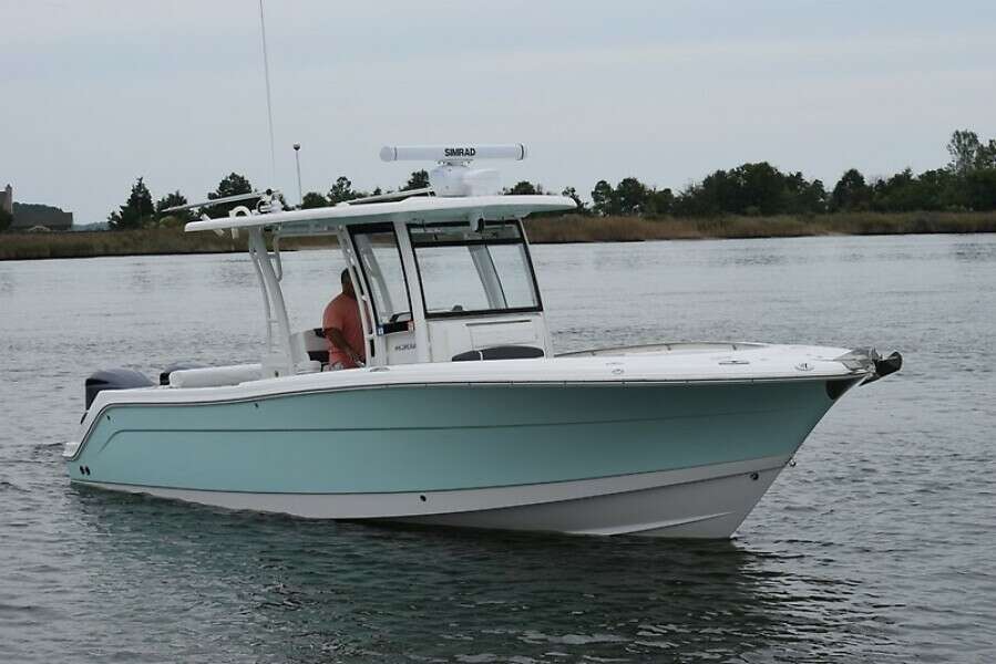 Chasin 30ft Robalo Yacht For Sale