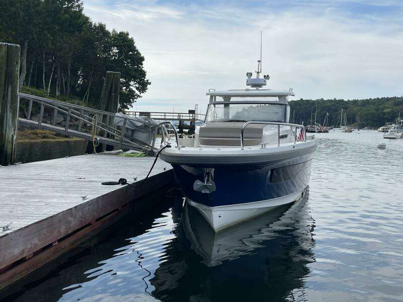 WINDRUSH 40ft Nimbus Yacht For Sale