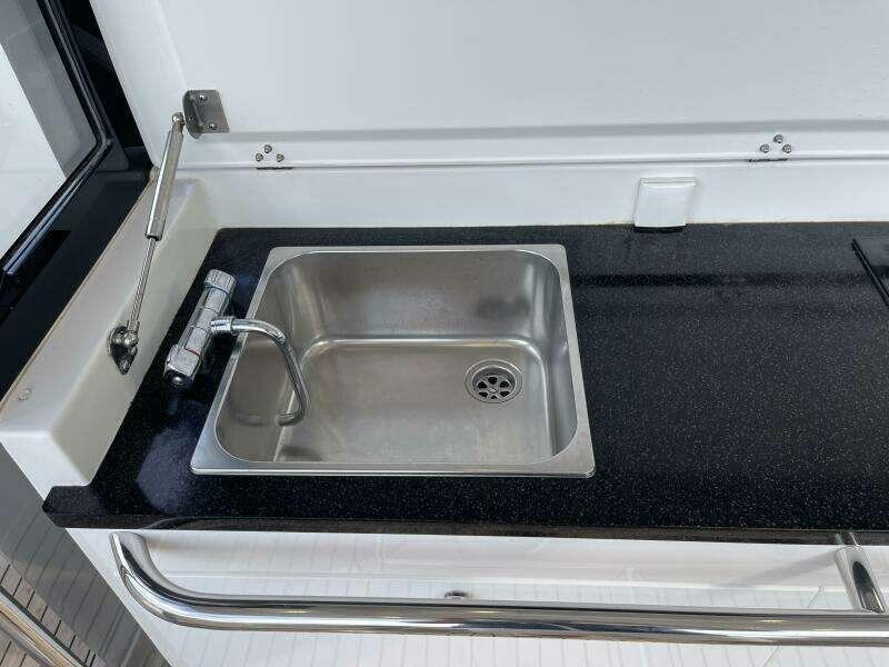 WINDRUSH 40ft Nimbus Yacht For Sale