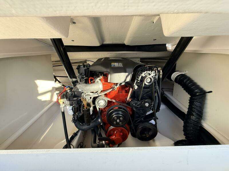 22ft Four Winns Yacht For Sale
