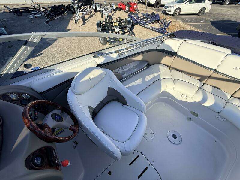 22ft Four Winns Yacht For Sale