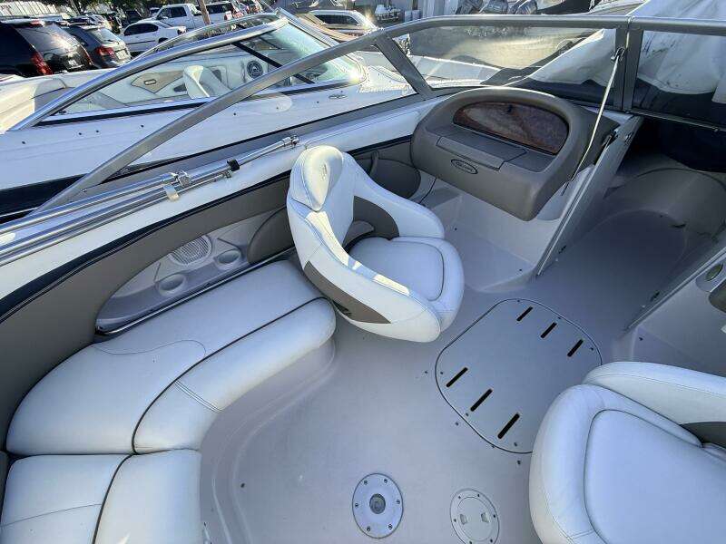 22ft Four Winns Yacht For Sale