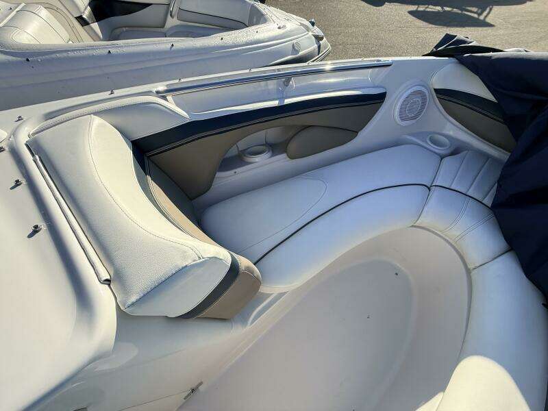 22ft Four Winns Yacht For Sale