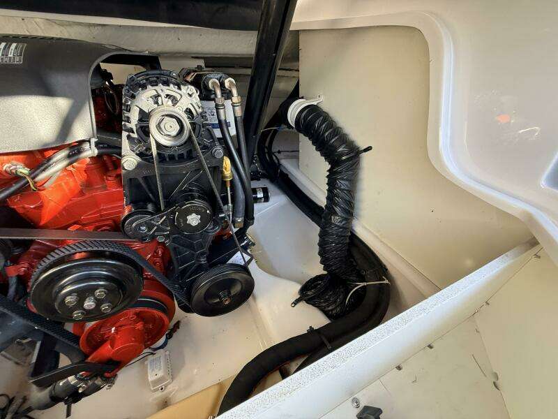 22ft Four Winns Yacht For Sale