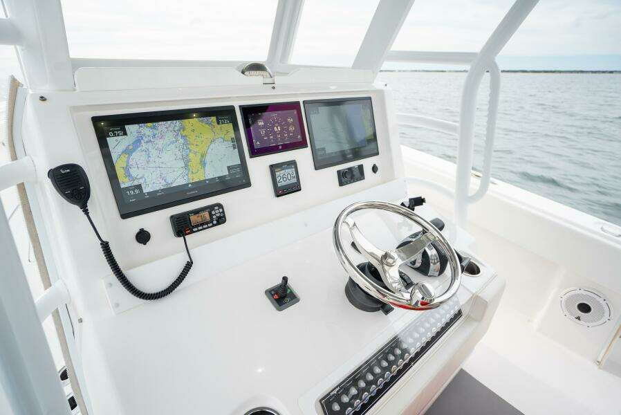 39ft Invincible Yacht For Sale