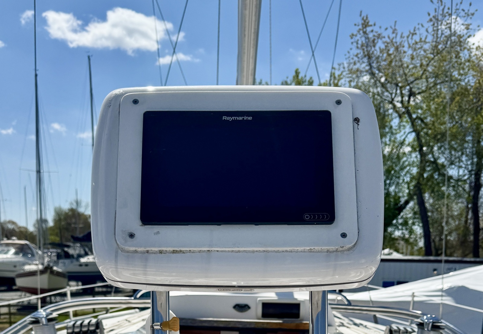 WINDEPENDENCE 38ft Hunter Yacht For Sale