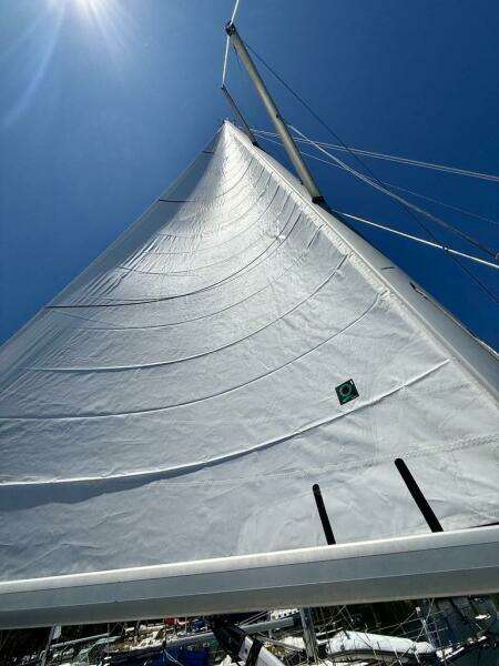 WINDEPENDENCE 38ft Hunter Yacht For Sale