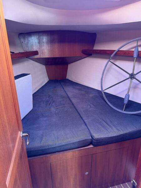 WINDEPENDENCE 38ft Hunter Yacht For Sale