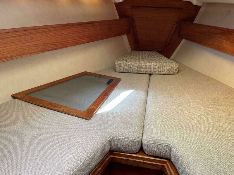 ARGO 28ft Sabre Yacht For Sale
