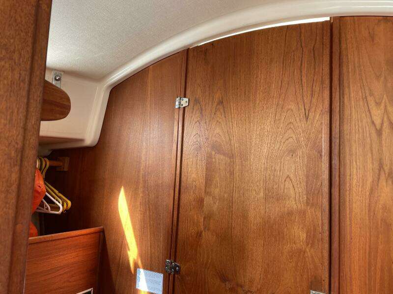 ARGO 28ft Sabre Yacht For Sale