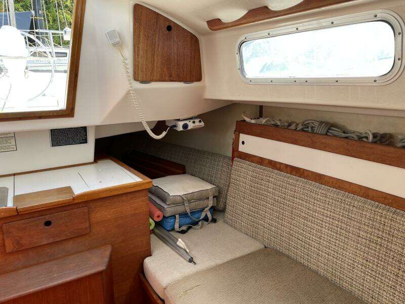 ARGO 28ft Sabre Yacht For Sale