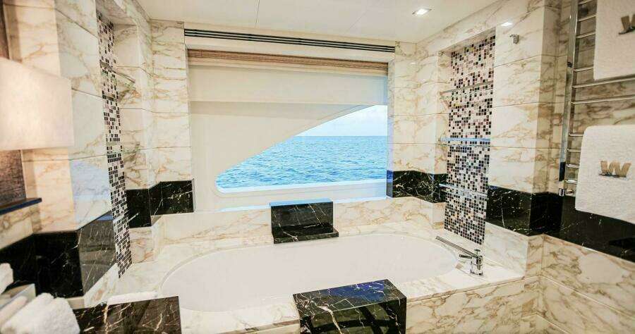 Owner Stateroom Ensuite Bathtub