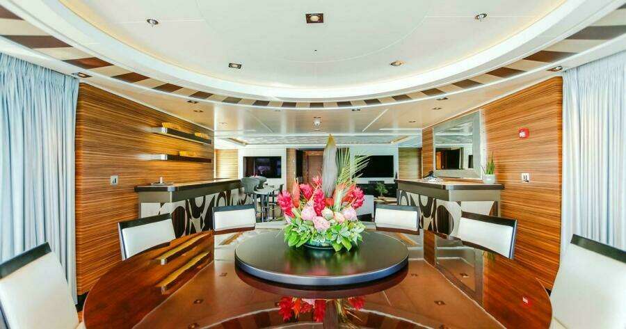 Bridge Deck Dining