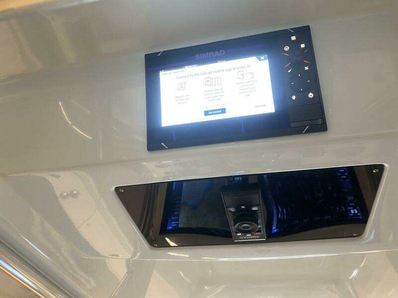 39ft Front Runner Yacht For Sale