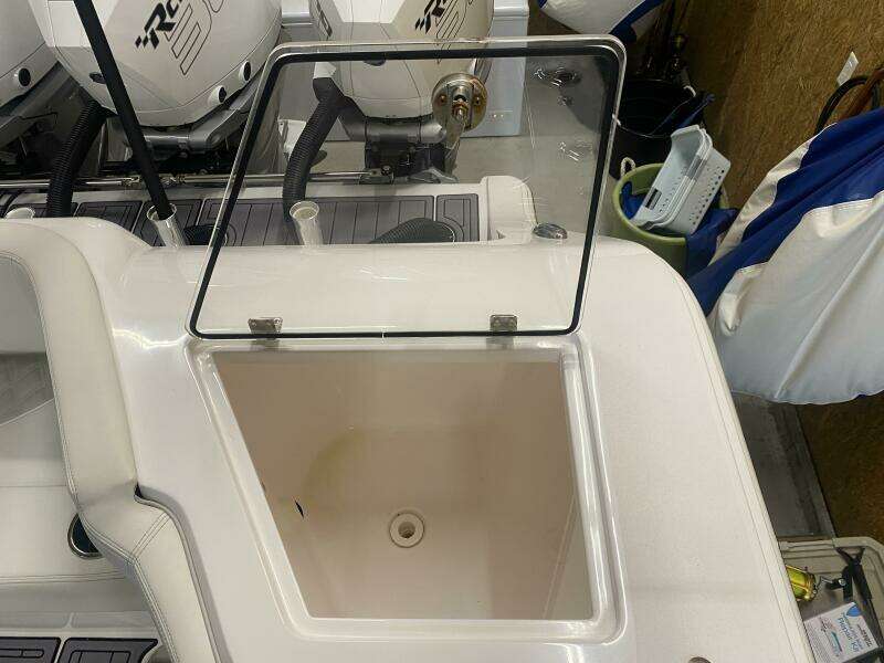 39ft Front Runner Yacht For Sale