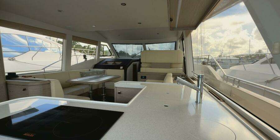 Electric Summer 48ft Greenline Yacht For Sale