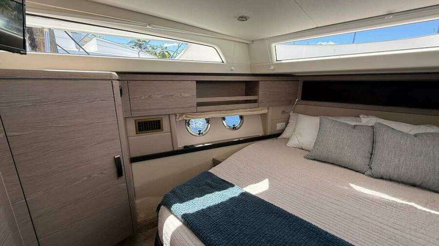 Electric Summer 48ft Greenline Yacht For Sale