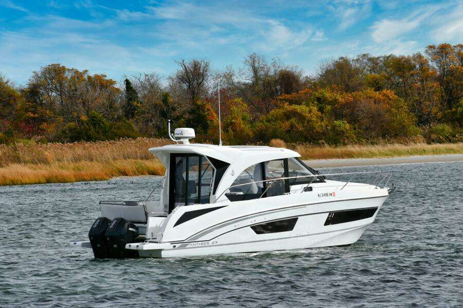 29ft Beneteau Yacht For Sale