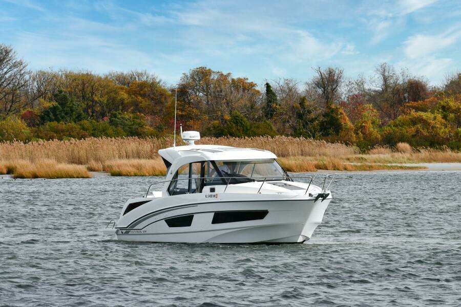 29ft Beneteau Yacht For Sale