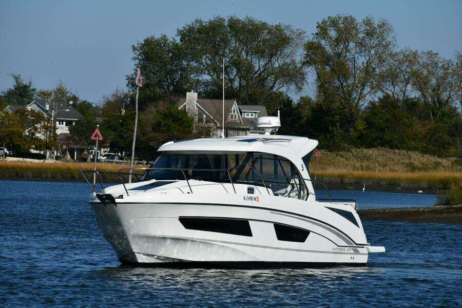 29ft Beneteau Yacht For Sale