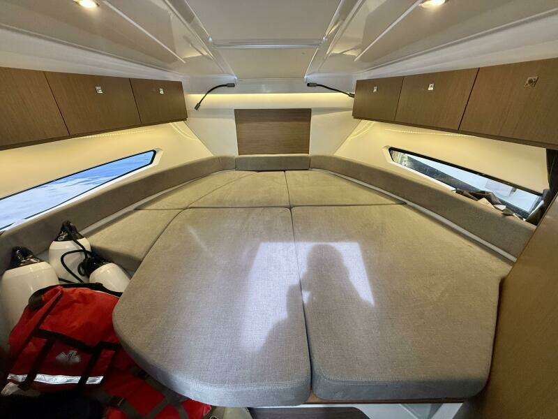 29ft Beneteau Yacht For Sale