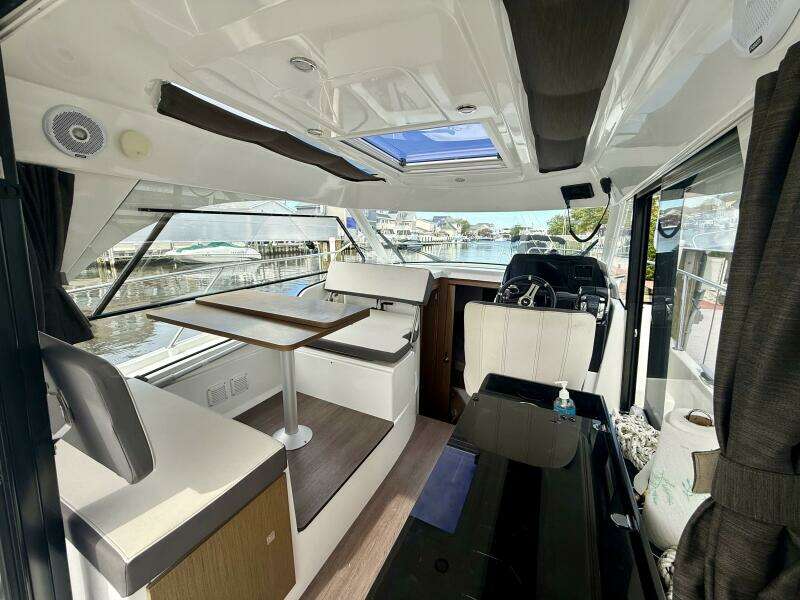29ft Beneteau Yacht For Sale
