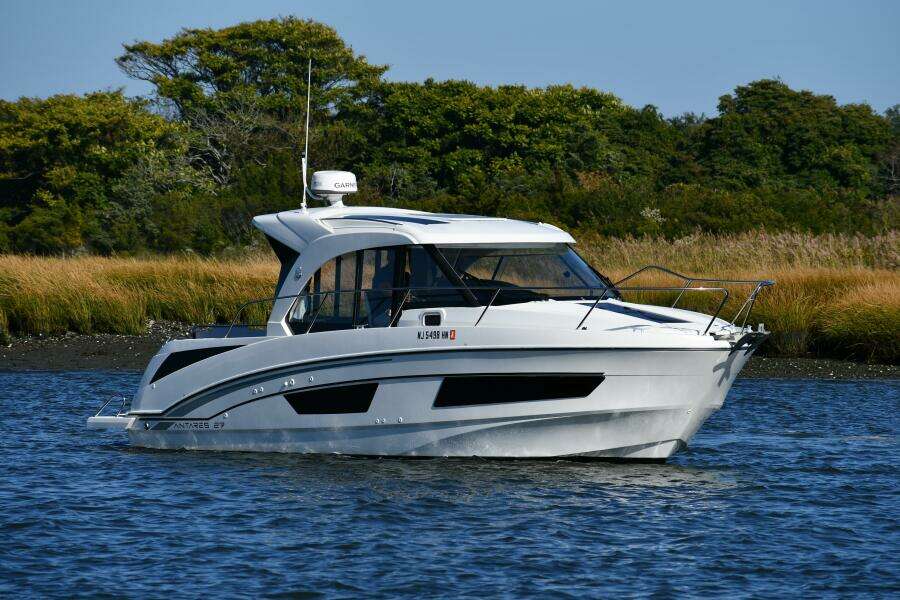 29ft Beneteau Yacht For Sale