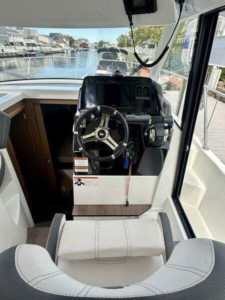 29ft Beneteau Yacht For Sale