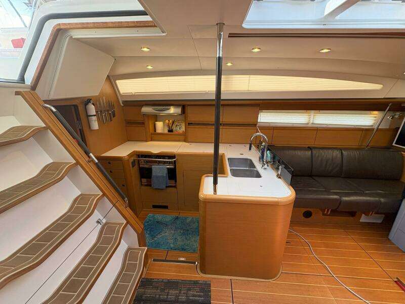 Remedy 57ft Jeanneau Yacht For Sale