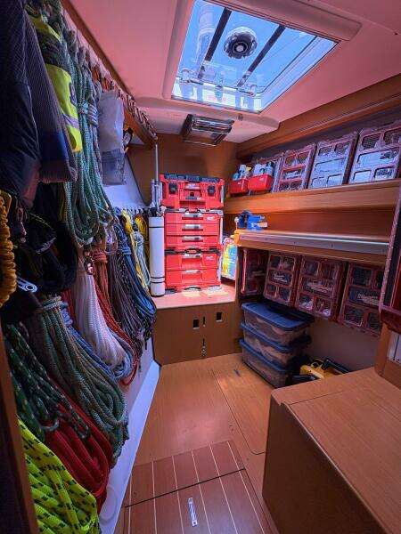 Remedy 57ft Jeanneau Yacht For Sale