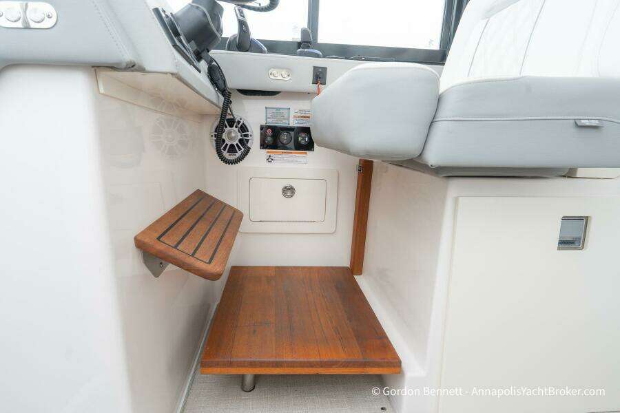 QSS Century 36ft Regal Yacht For Sale