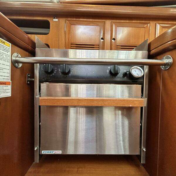 SeaCure 36ft Beneteau Yacht For Sale