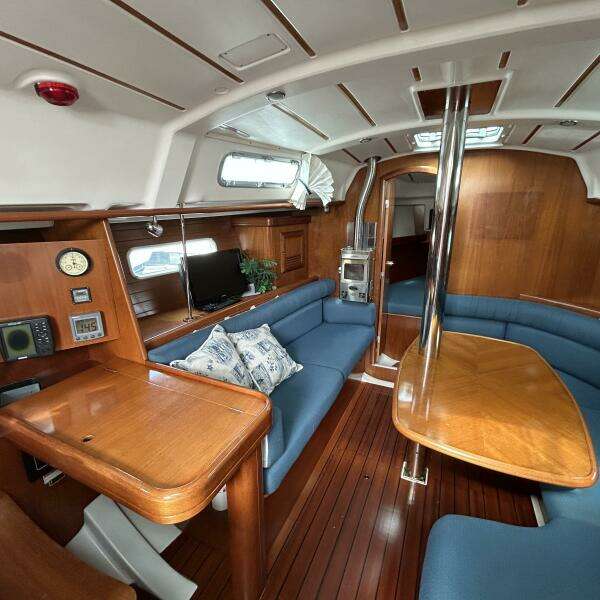 SeaCure 36ft Beneteau Yacht For Sale