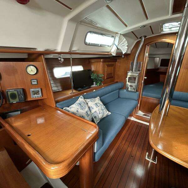 SeaCure 36ft Beneteau Yacht For Sale