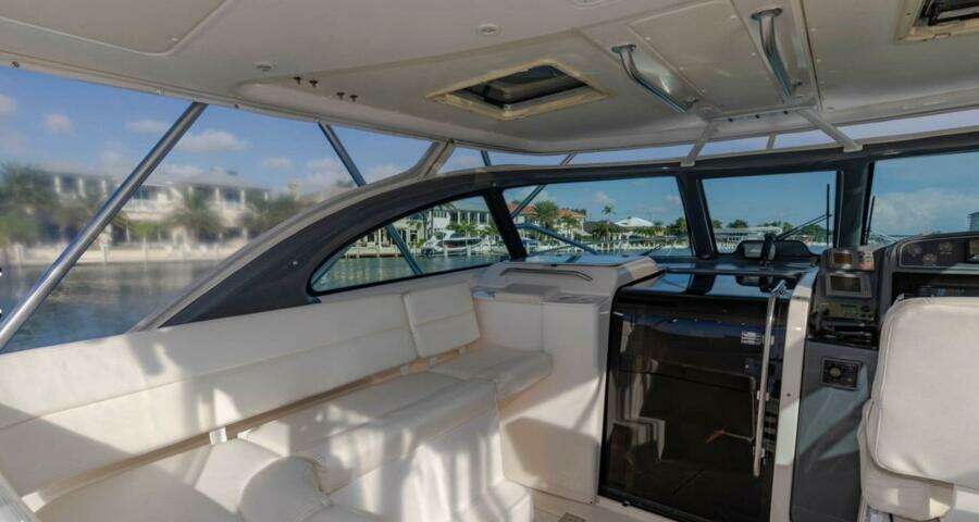Brown Eyed Girl 38ft Pursuit Yacht For Sale