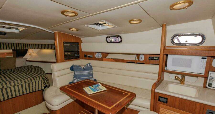 Brown Eyed Girl 38ft Pursuit Yacht For Sale
