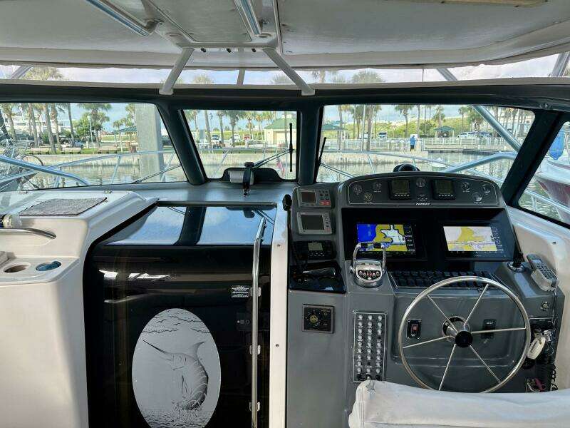 Brown Eyed Girl 38ft Pursuit Yacht For Sale