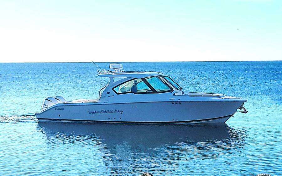 32ft Pursuit Yacht For Sale