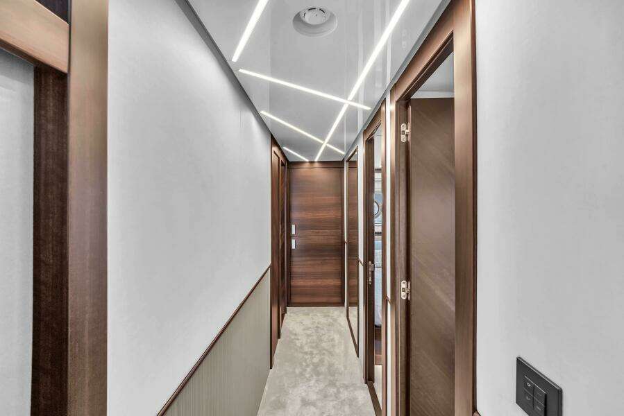 WORTH THE WAIT 90ft Sunseeker Yacht For Sale
