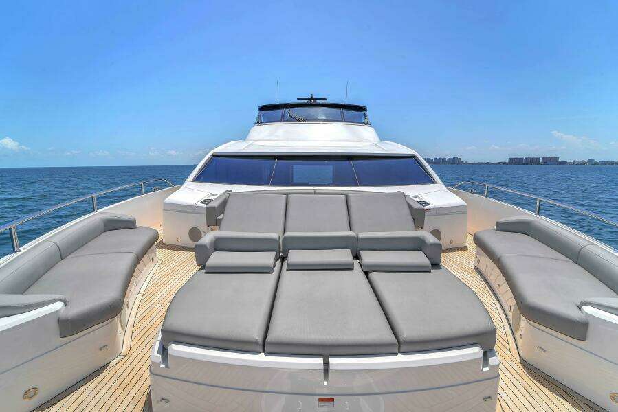 WORTH THE WAIT 90ft Sunseeker Yacht For Sale