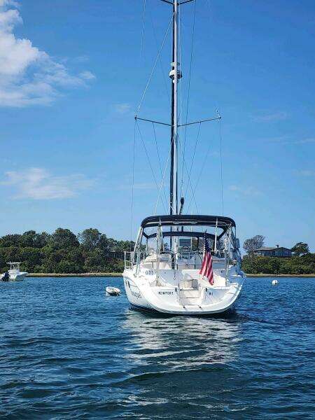Seaquel 37ft Hunter Yacht For Sale