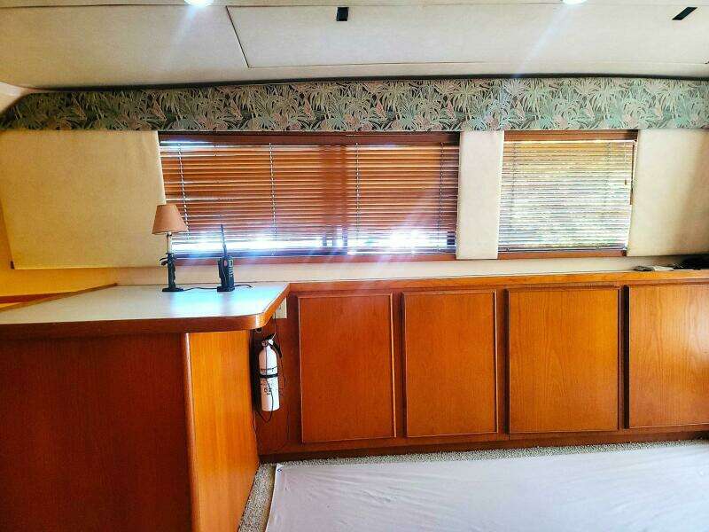 Trophy Hunter 50ft Bertram Yacht For Sale