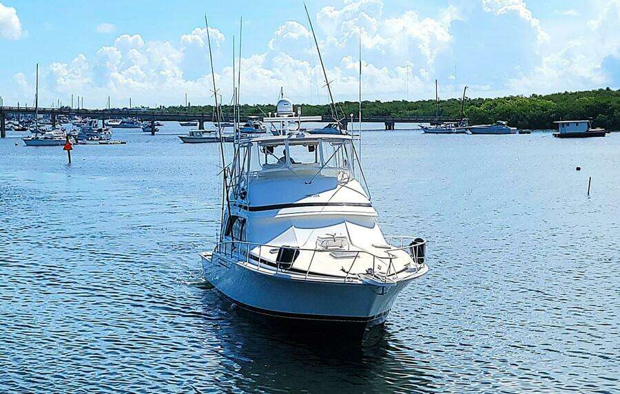 Trophy Hunter 50ft Bertram Yacht For Sale