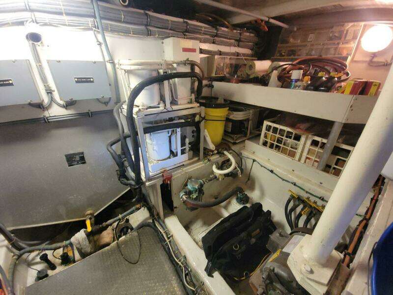 Trophy Hunter 50ft Bertram Yacht For Sale