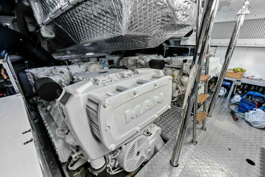 NIKI 70ft Pershing Yacht For Sale NIKI 70ft Pershing Yacht For Sale